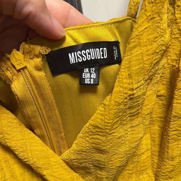 💛 Missguided Vibrant Yellow Ruffle Wrap Mini Dress – Size 8 (NWOT) - Picture 3 of 4